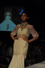 Model walk the ramp for House of Chic show at LFW 2013 Day 5 in Grand Haytt, Mumbai on 27th Aug 2013  (66).JPG